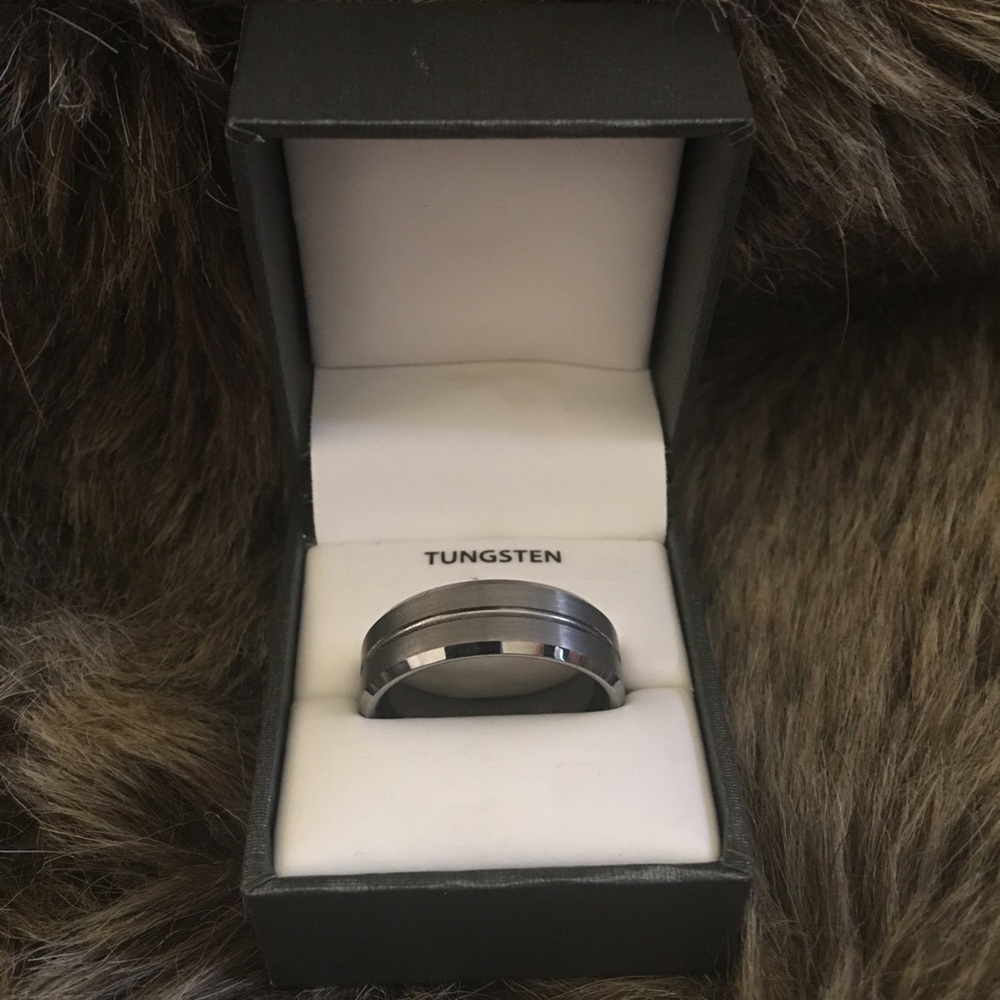 Men’s Tungsten 12mm Hanover titanium wedding band